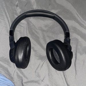 JBL Noise Canceling Headphones